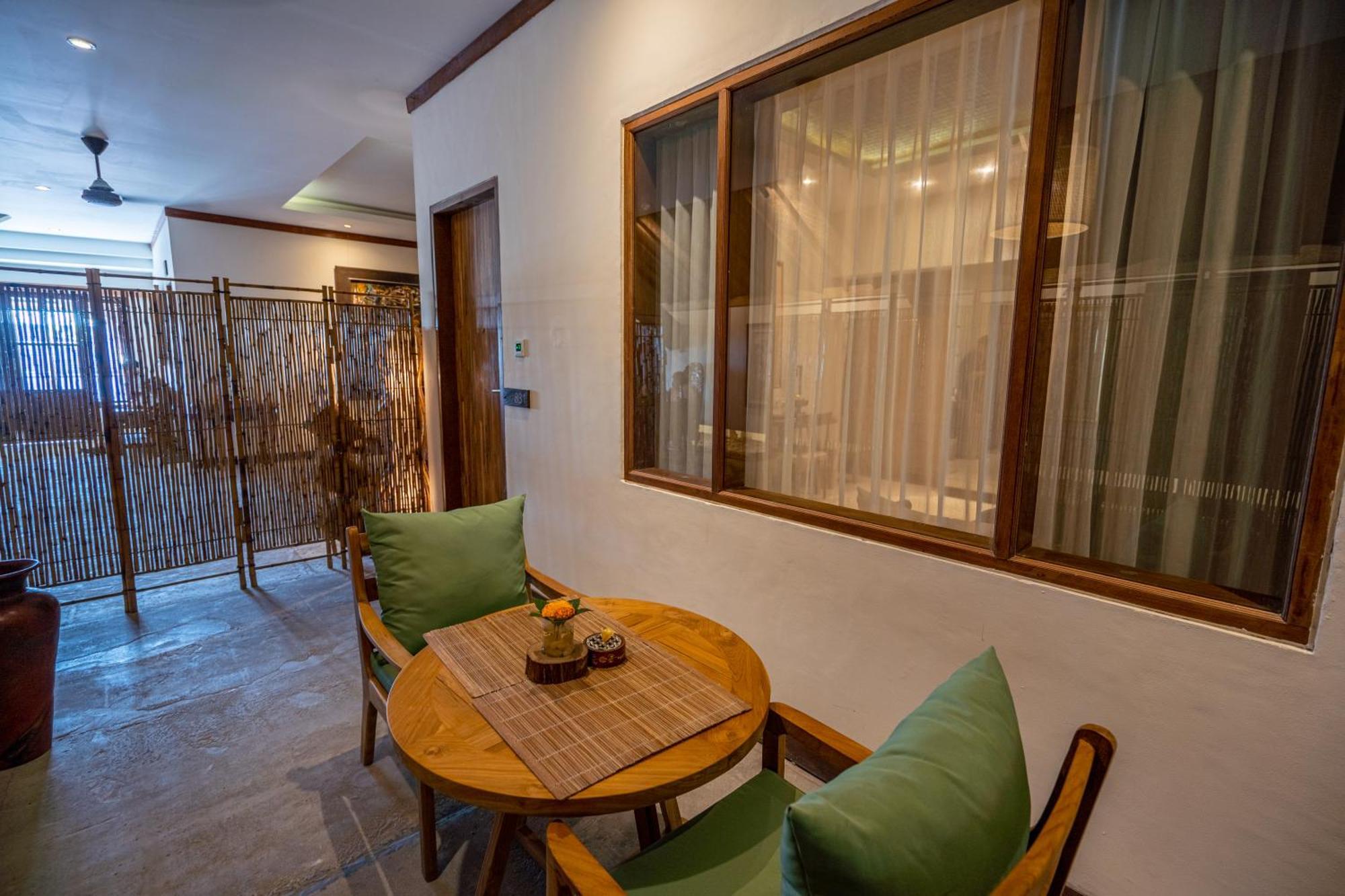 Hotel Purana 5*