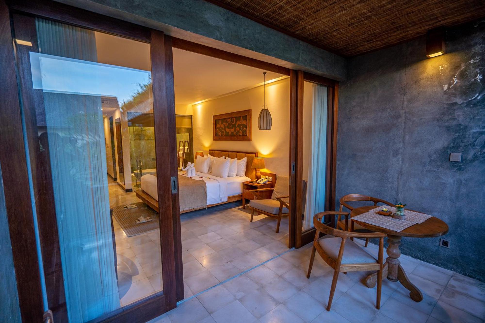 Purana Hotel